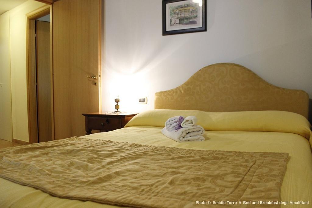 Amalfitani Salerno Centro Bed & Breakfast Ruang foto