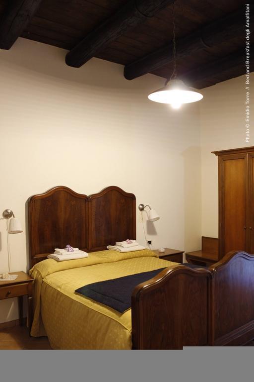 Amalfitani Salerno Centro Bed & Breakfast Ruang foto