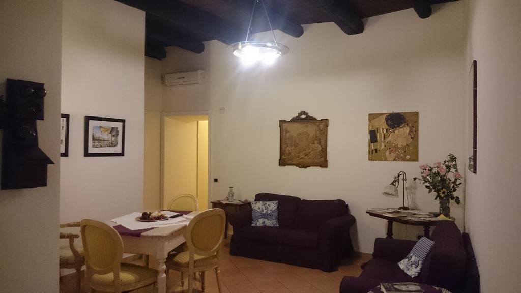 Amalfitani Salerno Centro Bed & Breakfast Bagian luar foto