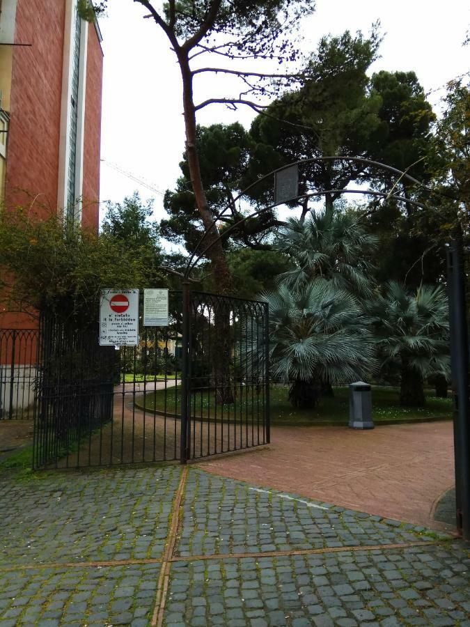 Amalfitani Salerno Centro Bed & Breakfast Bagian luar foto