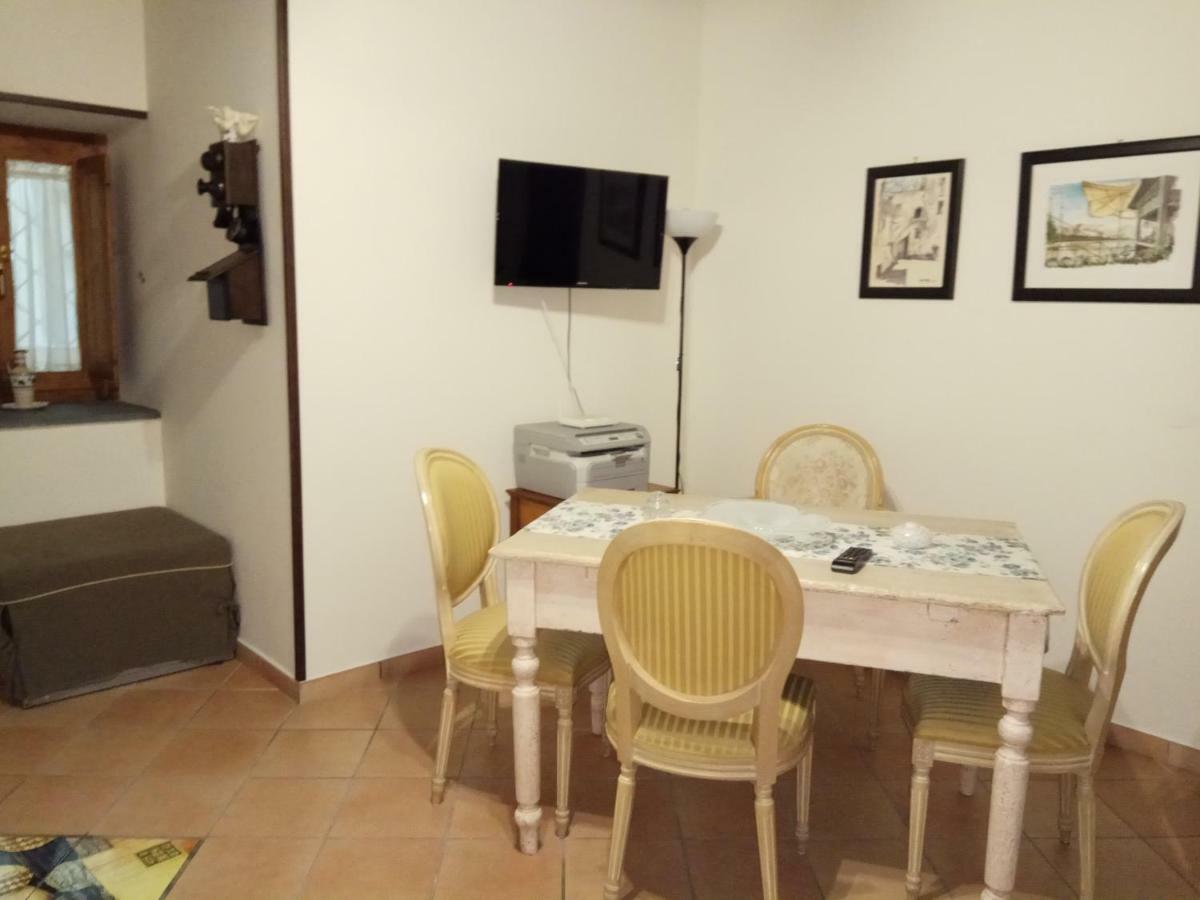 Amalfitani Salerno Centro Bed & Breakfast Bagian luar foto